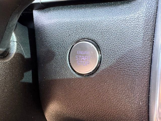 Certified 2023 Kia Sorento SX image 22