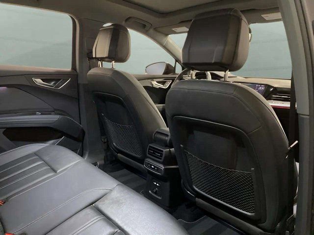Used 2024 Audi Q4 e-tron Premium Plus w/ Premium Plus image 19