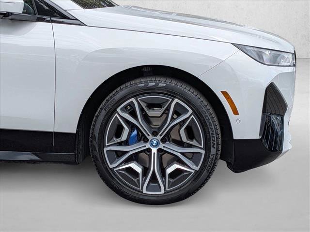 Used 2024 BMW iX xDrive50 w/ Premium Package AWD/4WD image 26