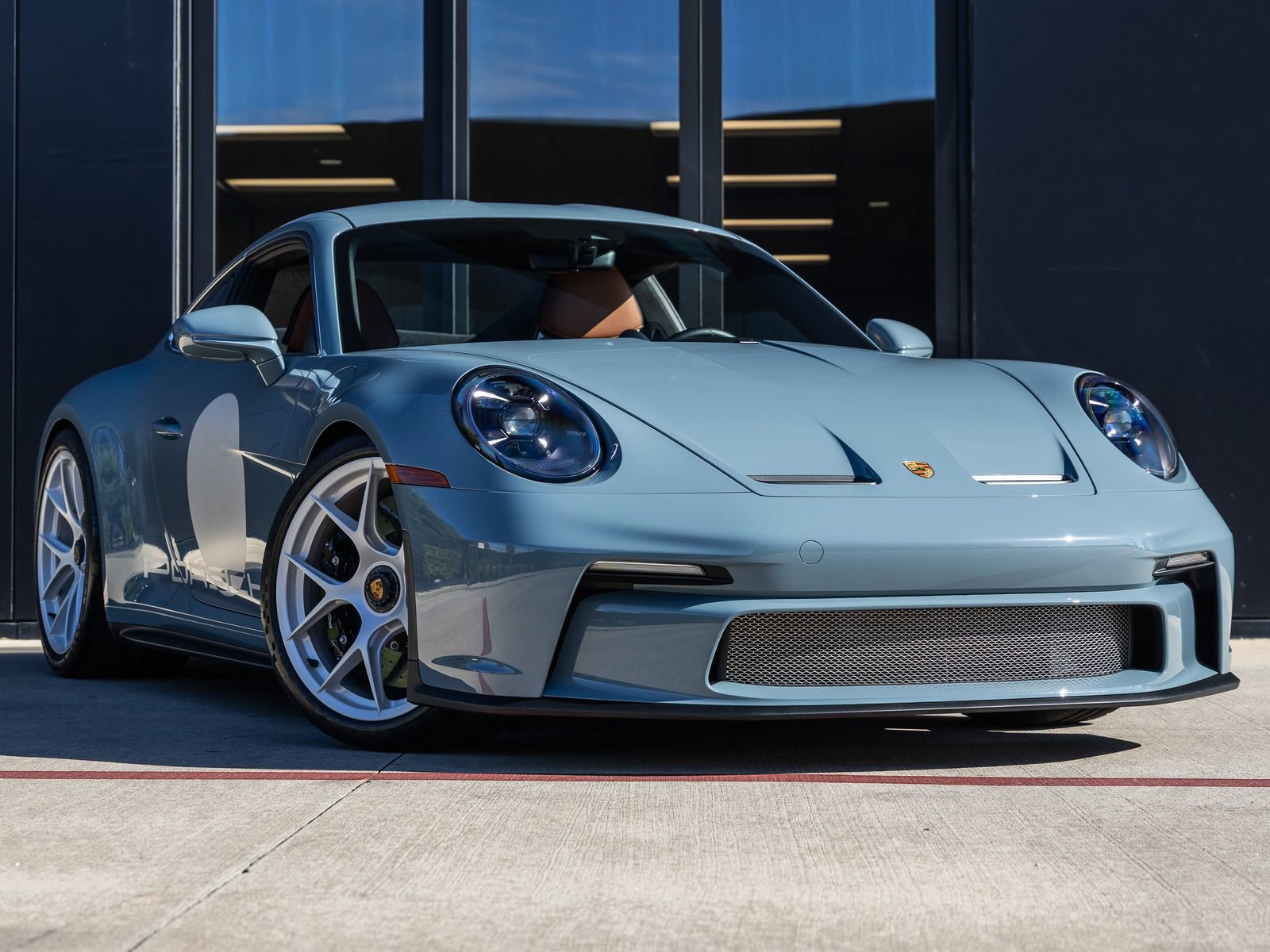 Certified 2024 Porsche 911 GT3 RS RWD image 6