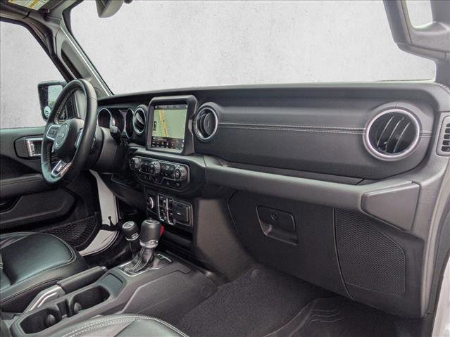 Used 2023 Jeep Wrangler Unlimited Sahara w/ Dual Top Group AWD/4WD image 18