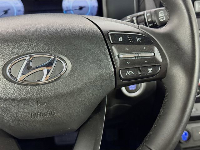 Used 2022 Hyundai Kona Limited image 32