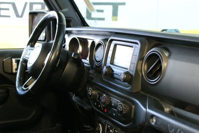 Used 2019 Jeep Wrangler Unlimited Sport w/ Cold Weather Group image 10