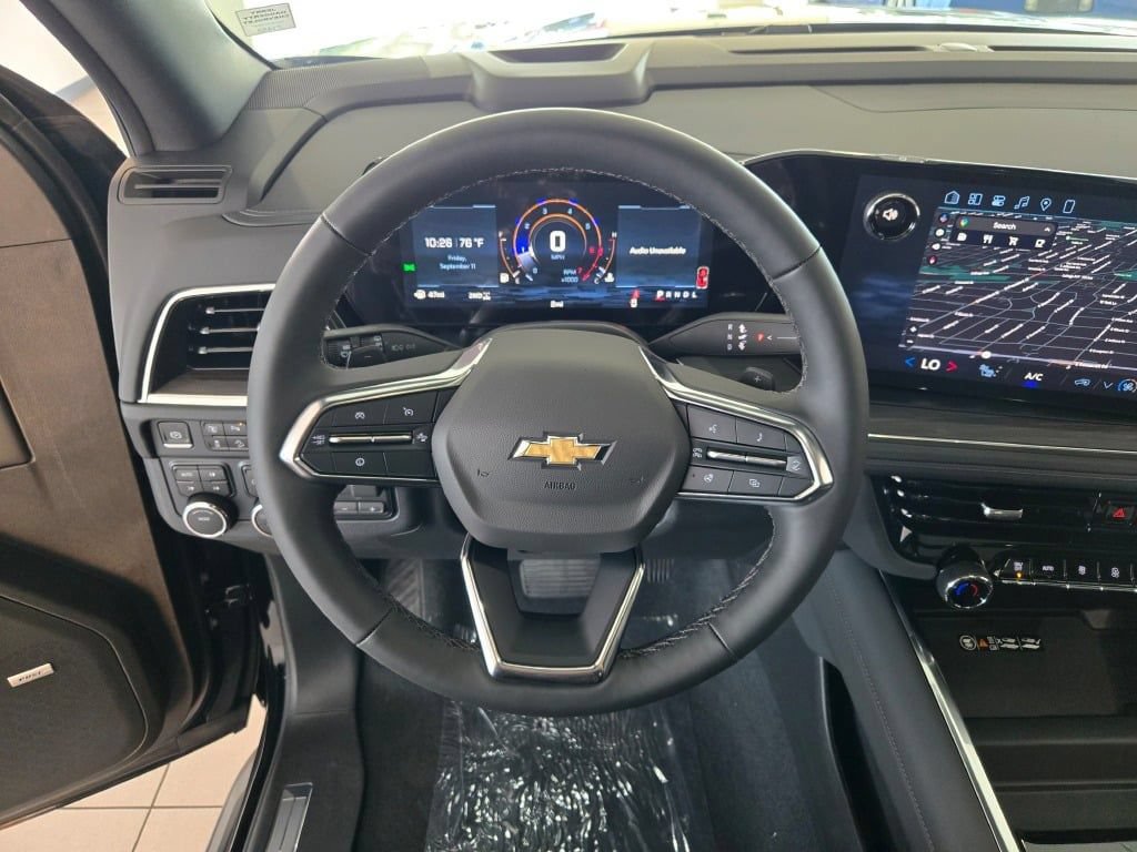 New 2026 Chevrolet Suburban LT w/ Comfort Package AWD/4WD image 35