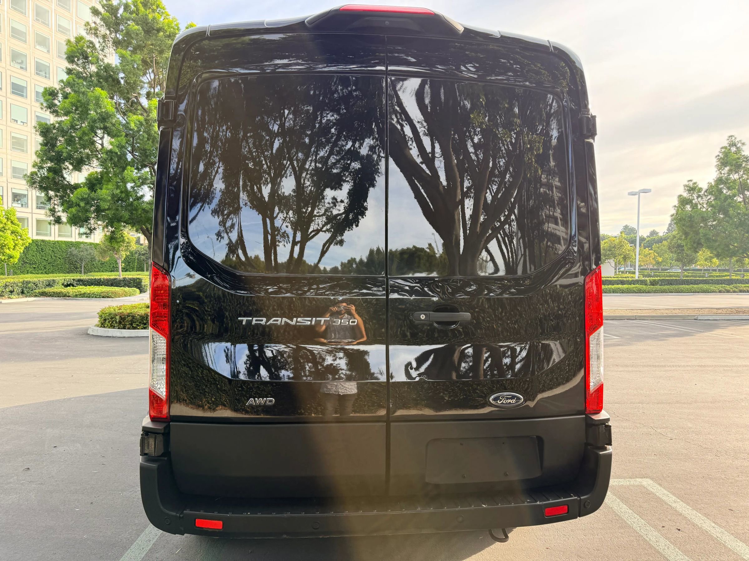 Used 2021 Ford Transit 350 Medium Roof AWD w/ Load Area Protection Package image 5