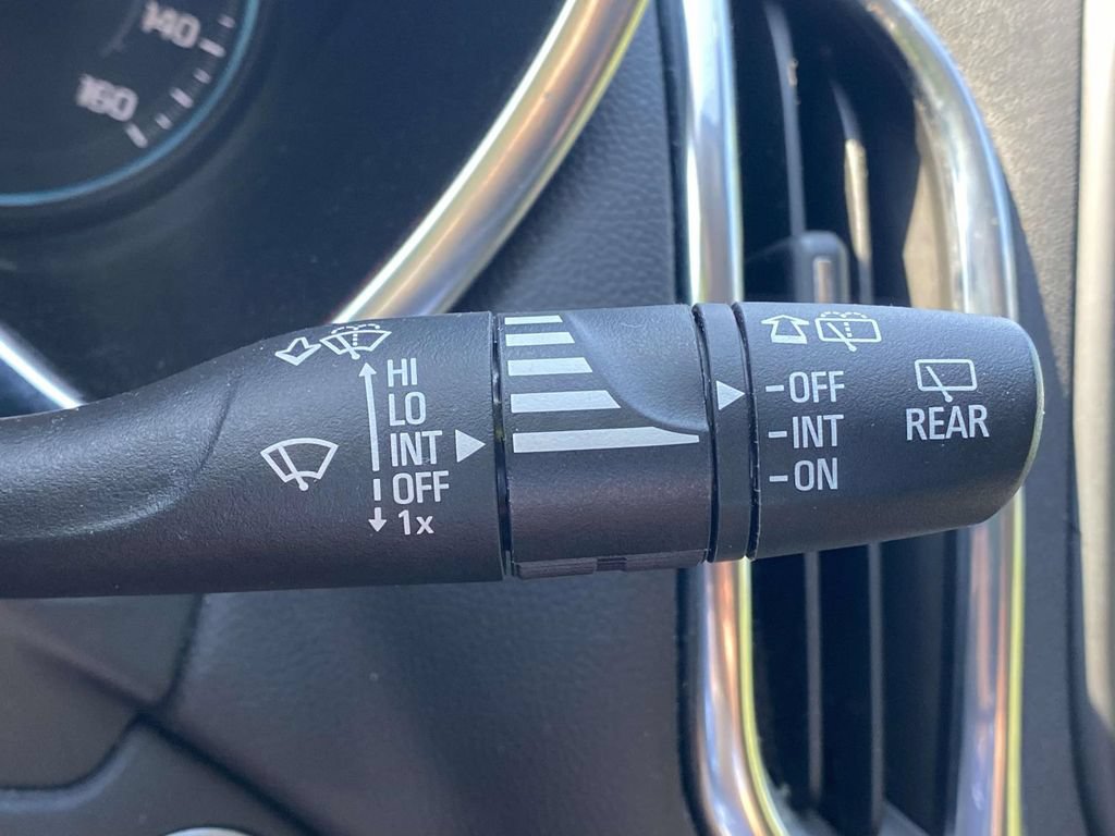 Used 2024 Chevrolet Equinox LT AWD/4WD image 22