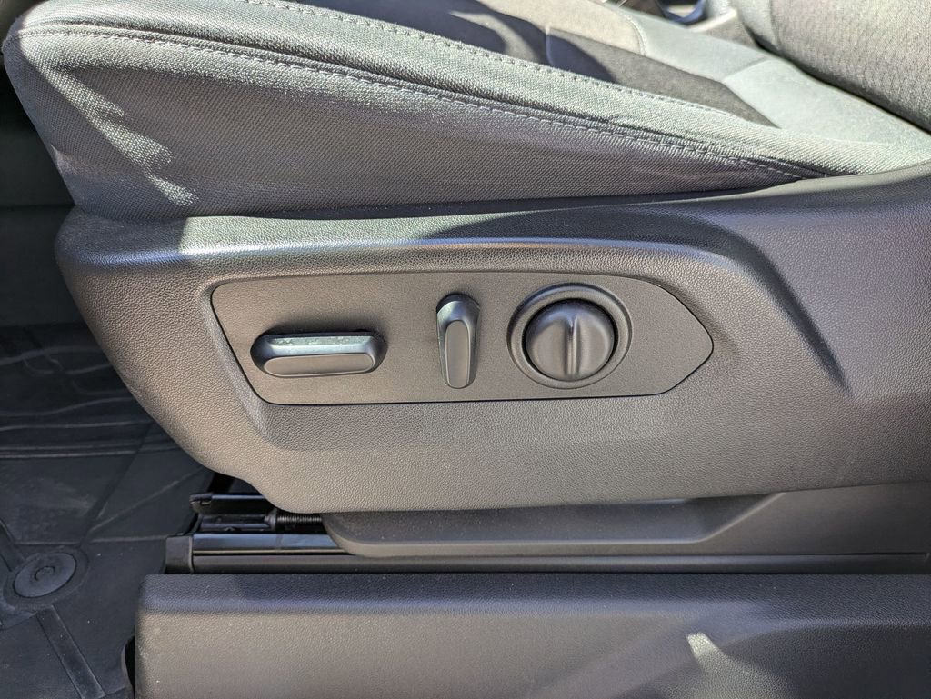 Used 2020 Chevrolet Silverado 1500 RST w/ All-Star Edition image 14