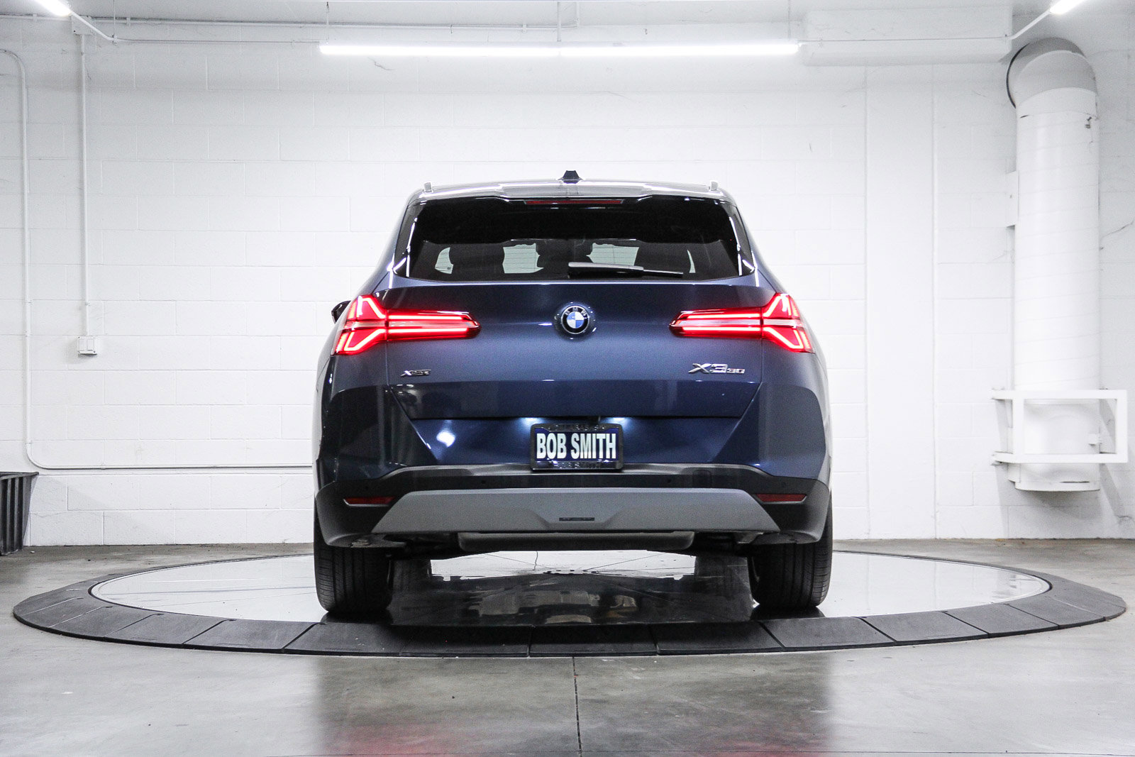 Used 2025 BMW X3 xDrive30i w/ Premium Package image 5