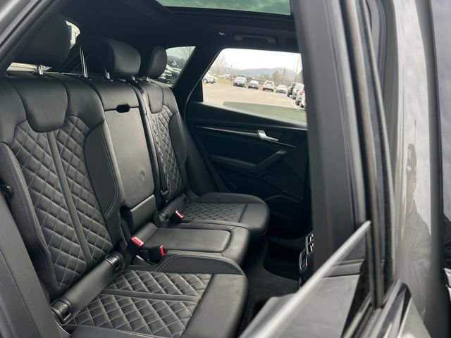 Used 2024 Audi SQ5 Prestige image 33