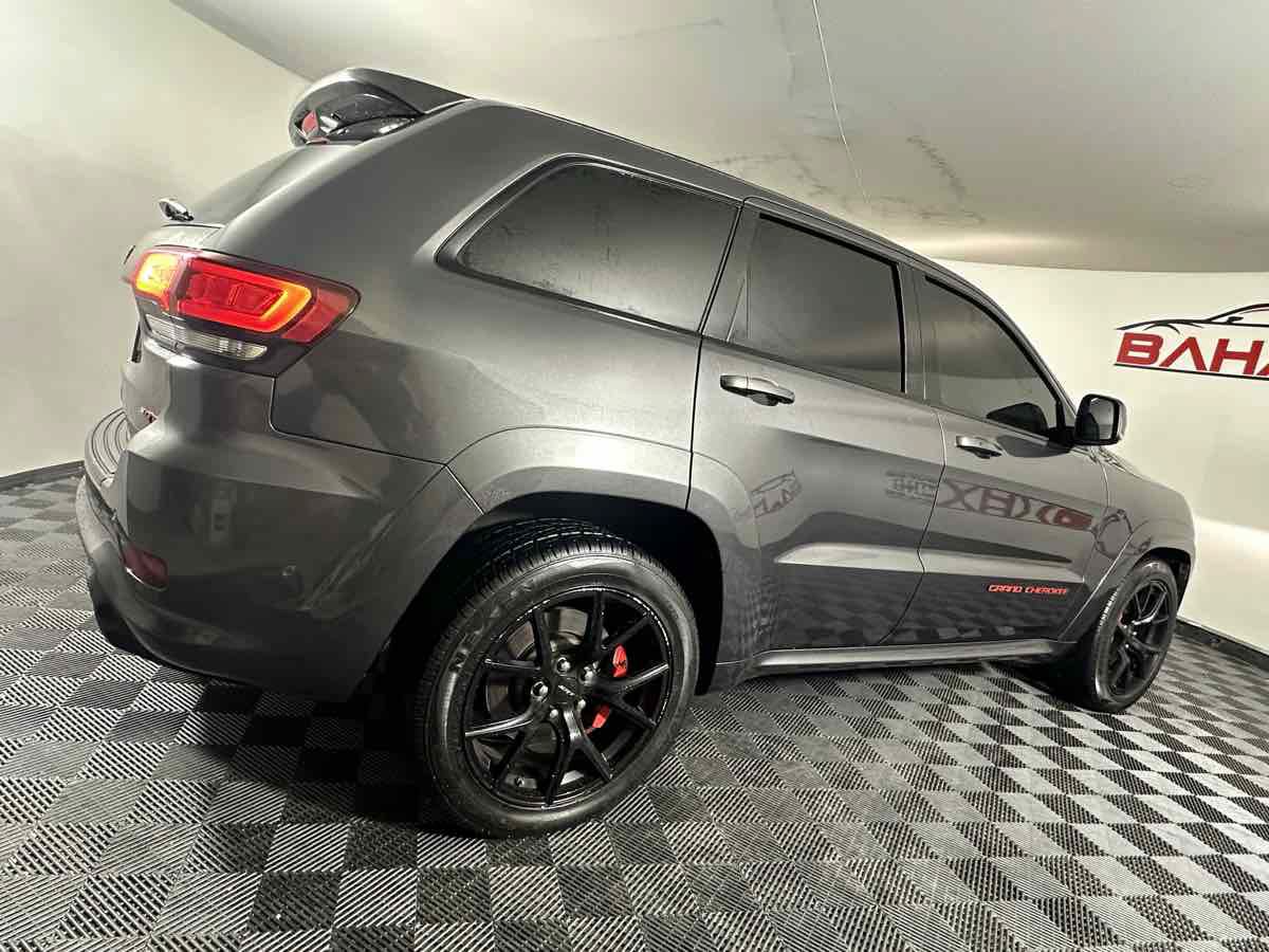 Used 2018 Jeep Grand Cherokee SRT AWD/4WD image 9