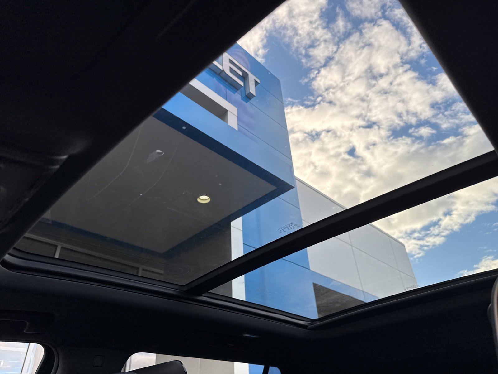 New 2025 Chevrolet Tahoe High Country image 31