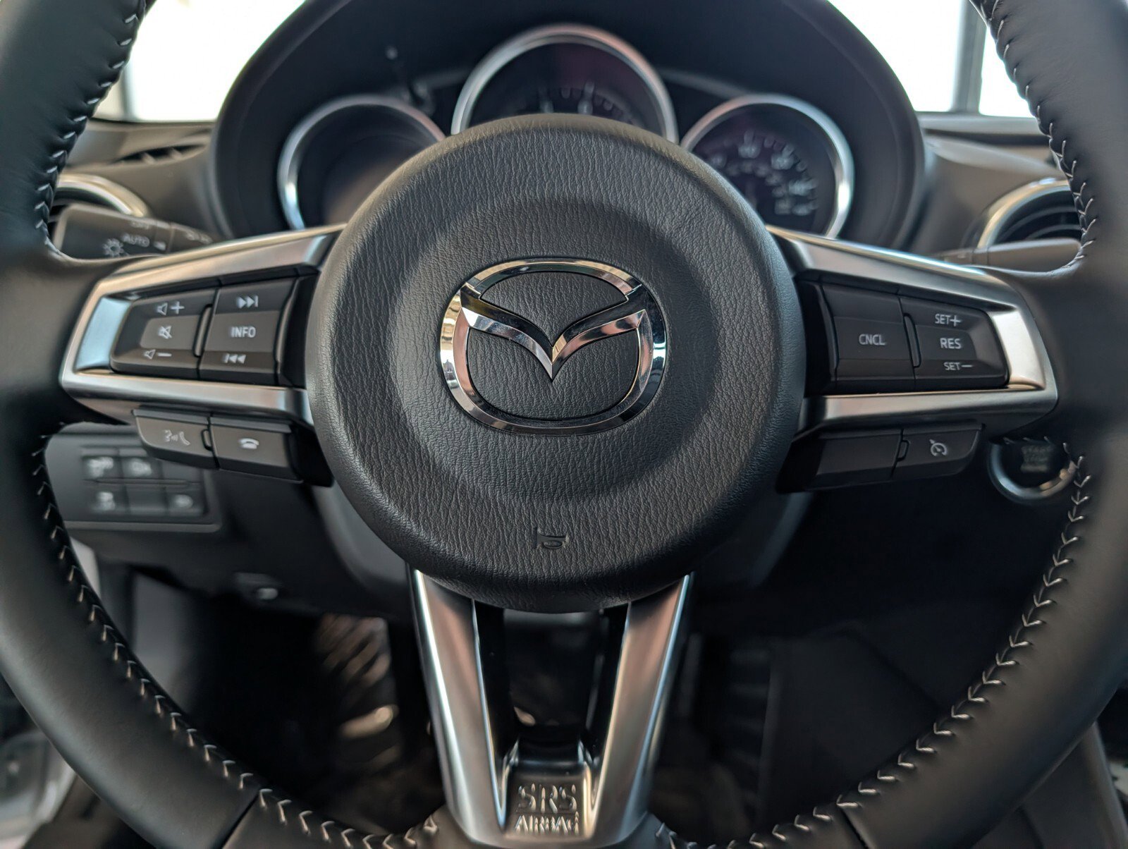 New 2025 MAZDA MX-5 Miata RF Grand Touring w/ Weather Package image 16