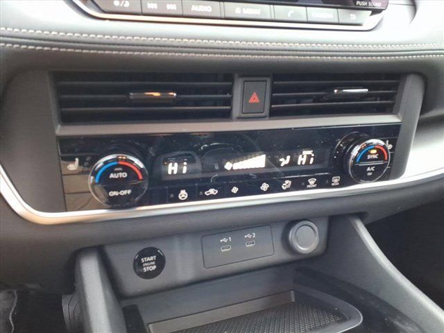 New 2026 Nissan Rogue SV image 12