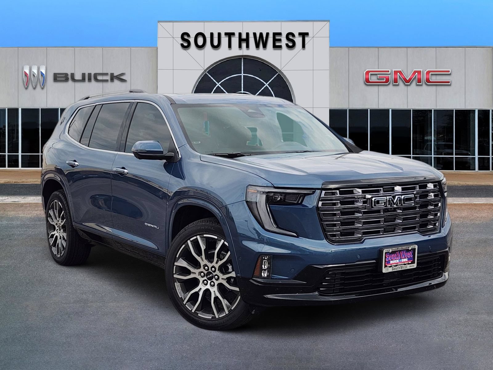 New 2026 GMC Acadia Denali Ultimate w/ LPO, Floor Liner Package AWD/4WD image 1