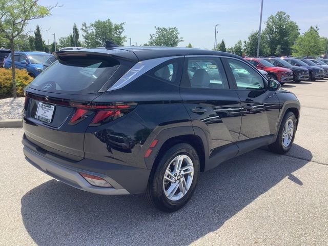 Certified 2025 Hyundai Tucson SE FWD image 5