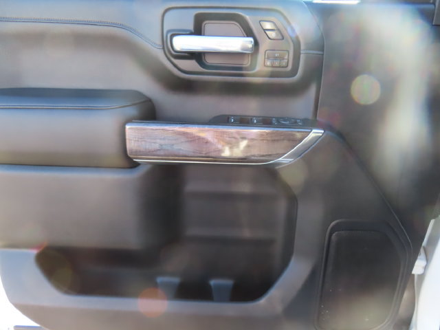 Used 2021 Chevrolet Silverado 3500 LTZ w/ LTZ Convenience Package AWD/4WD image 12