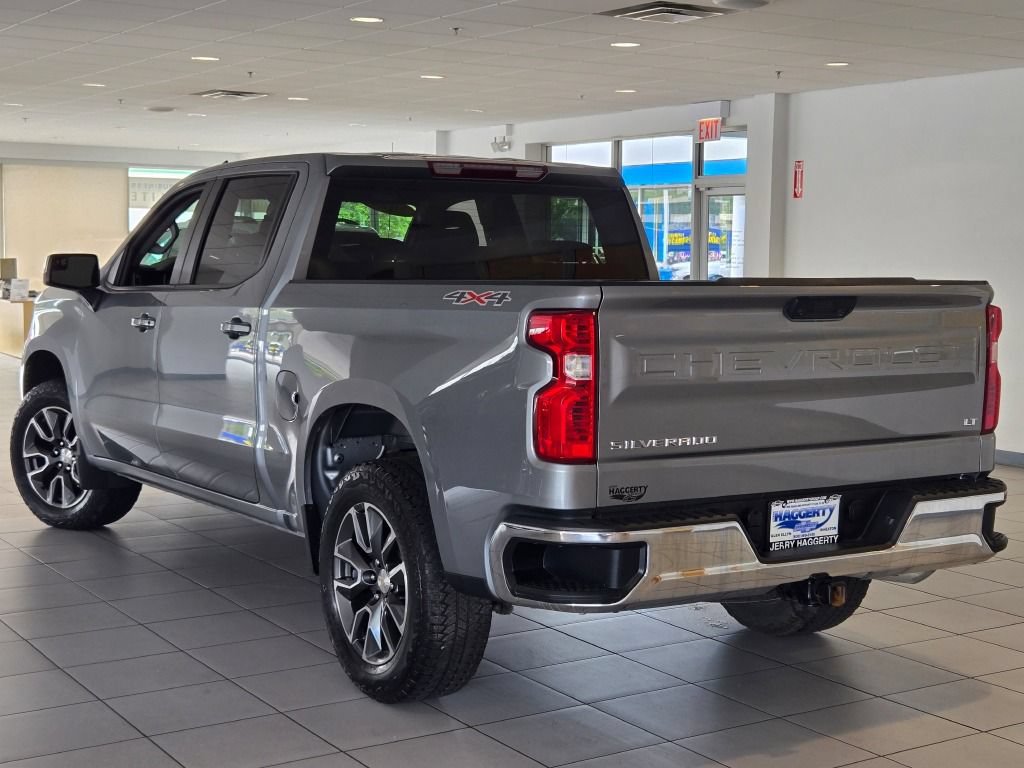 Used 2024 Chevrolet Silverado 1500 LT AWD/4WD image 13
