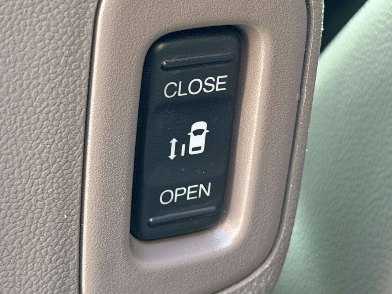 Used 2016 Honda Odyssey EX-L image 28