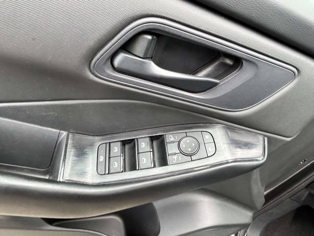 Used 2024 Nissan Rogue S FWD image 13