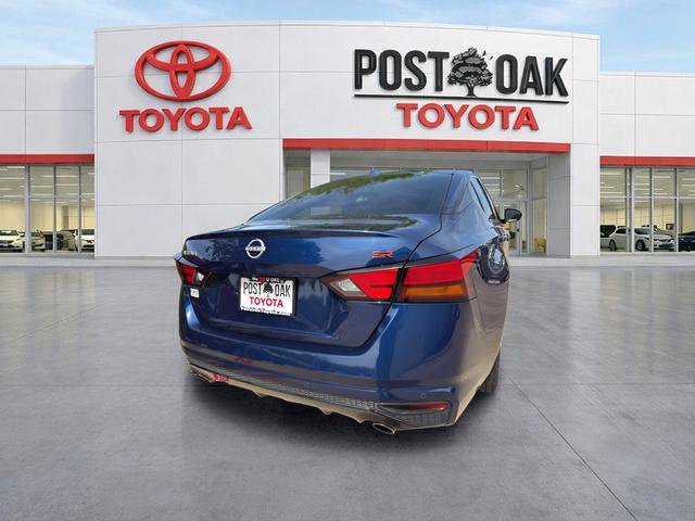 Used 2023 Nissan Altima 2.5 SR FWD image 5