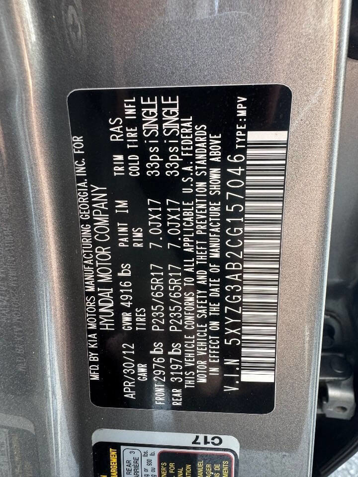 Used 2012 Hyundai Santa Fe GLS image 26