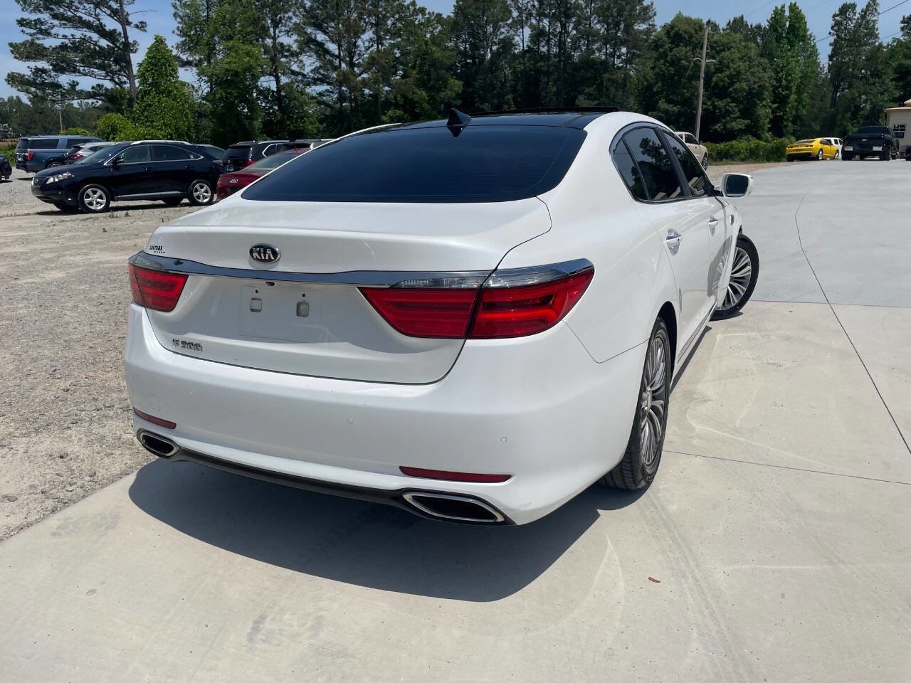 Used 2016 Kia K900 Luxury RWD image 14
