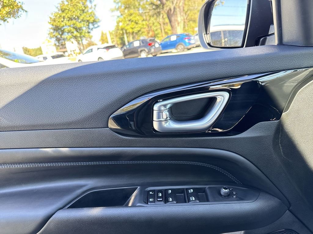 New 2026 Jeep Compass Limited w/ Sun, Sound & Navigation Group image 12