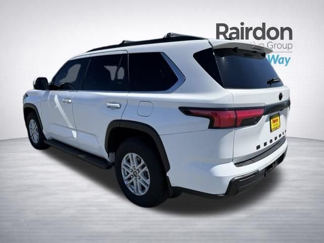 Used 2024 Toyota Sequoia SR5 w/ SR5 Premium Package AWD/4WD image 5