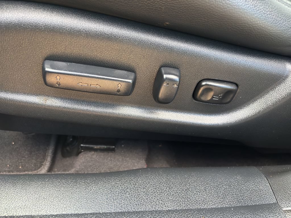 Used 2012 Honda Crosstour EX-L image 14