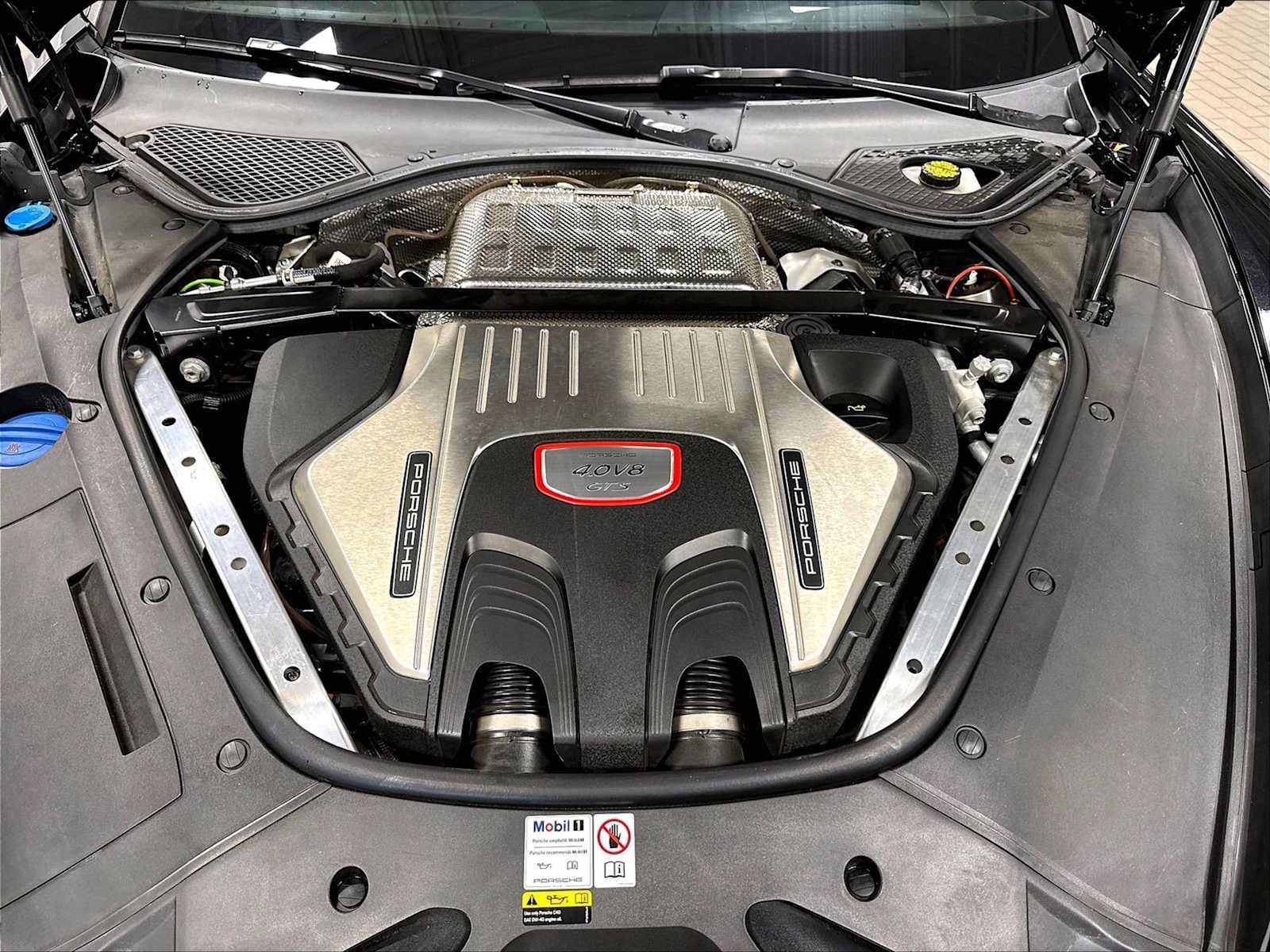 Used 2022 Porsche Panamera GTS AWD/4WD image 35