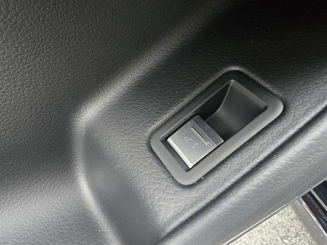 New 2025 Audi A8 L 3.0T image 20