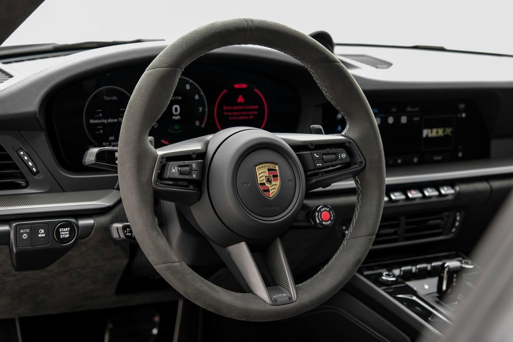 Used 2025 Porsche 911 Carrera 4 GTS AWD/4WD image 14