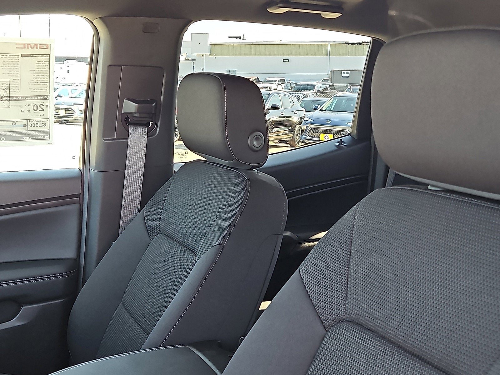 New 2026 GMC Canyon Elevation w/ Convenience Package image 15