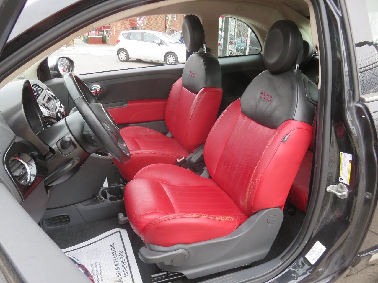 Used 2012 FIAT 500 Lounge w/ Luxury Leather Pkg image 12