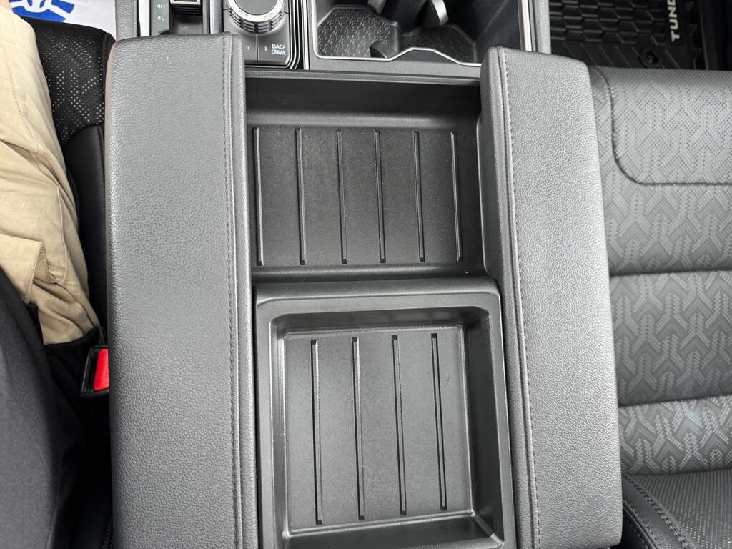 Used 2024 Toyota Tundra Limited image 33