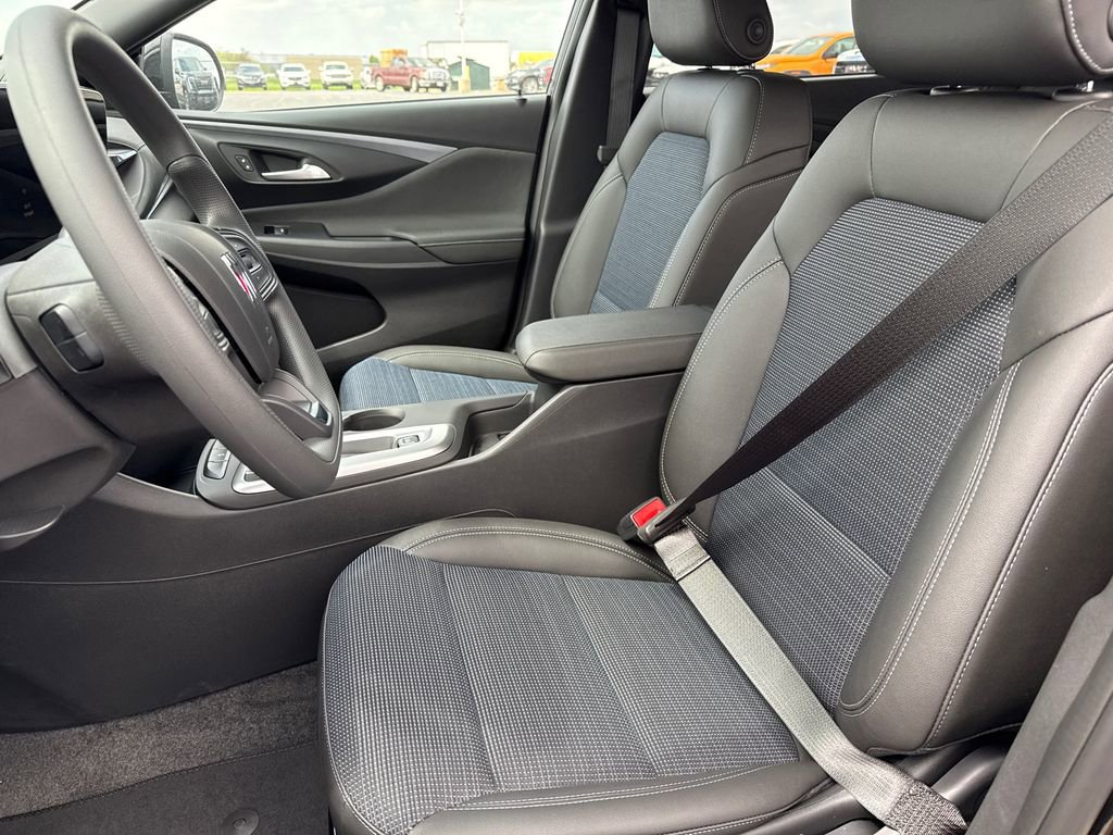 New 2026 Buick Envista Preferred FWD image 15