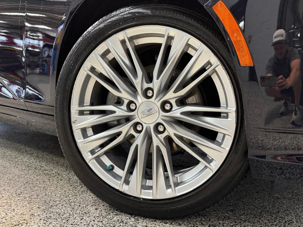 Used 2021 Cadillac CT4 Premium Luxury AWD/4WD image 8