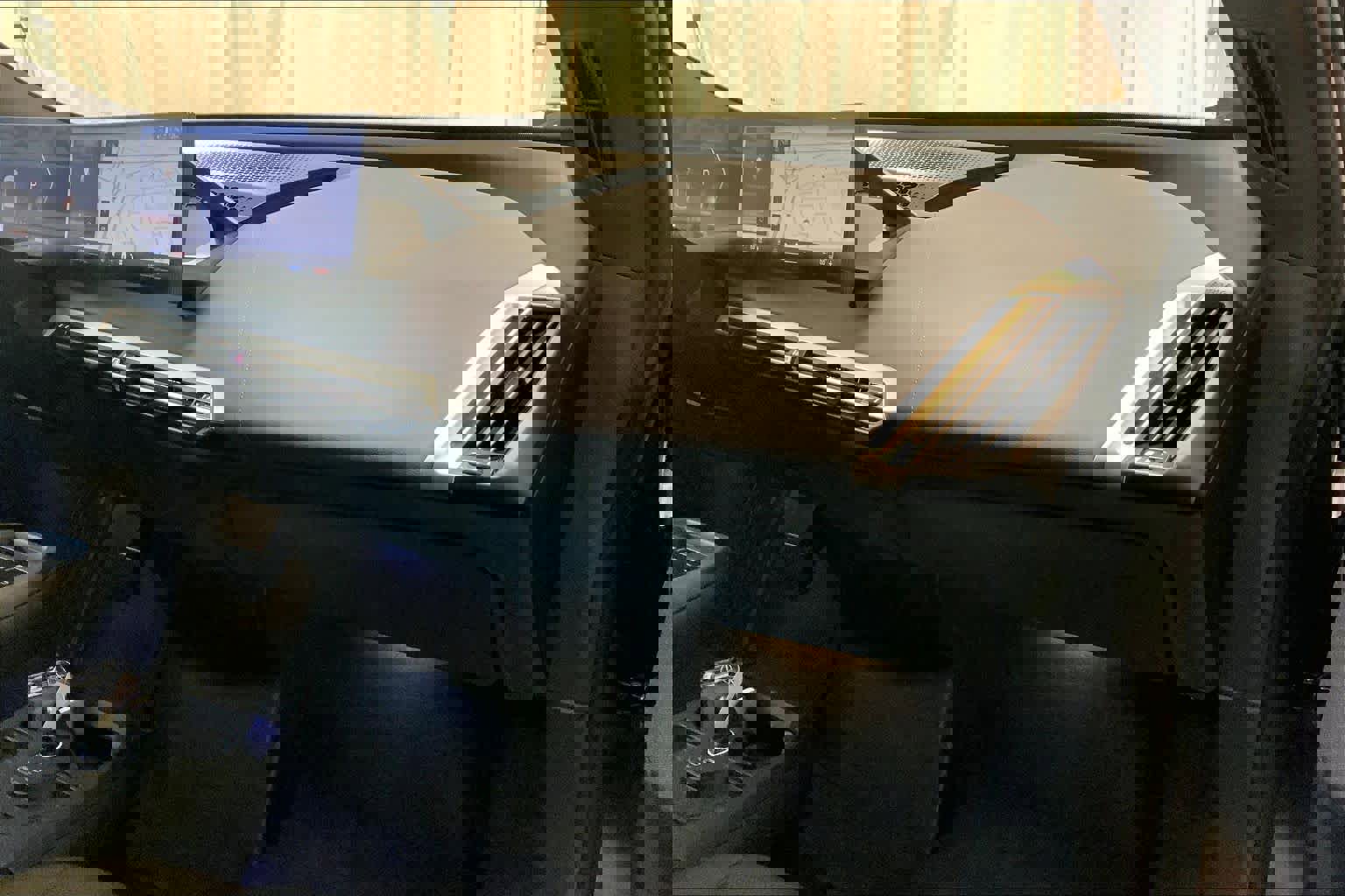 Used 2024 BMW iX xDrive50 w/ Sport Package image 19