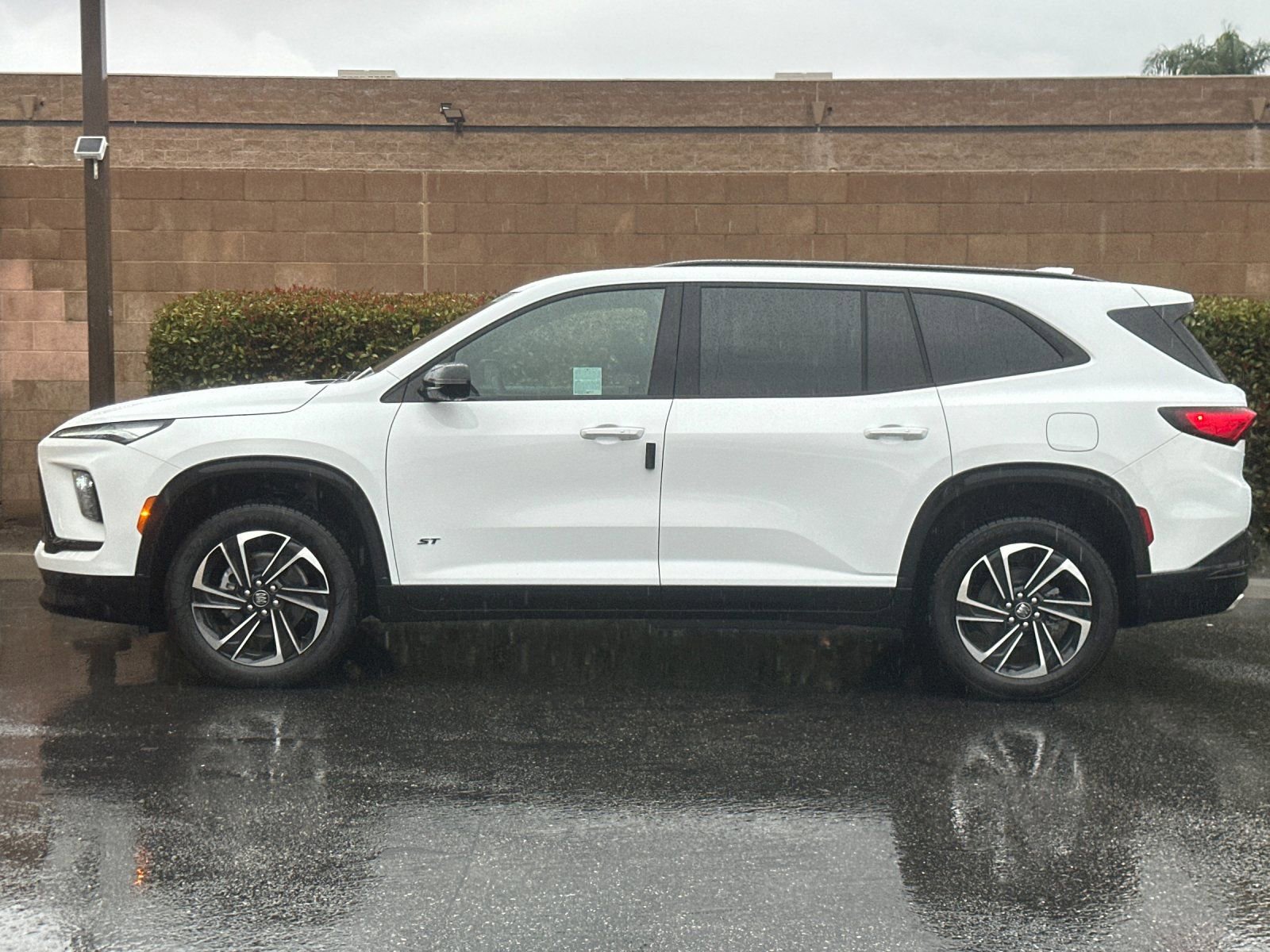 New 2026 Buick Enclave Sport Touring FWD image 7