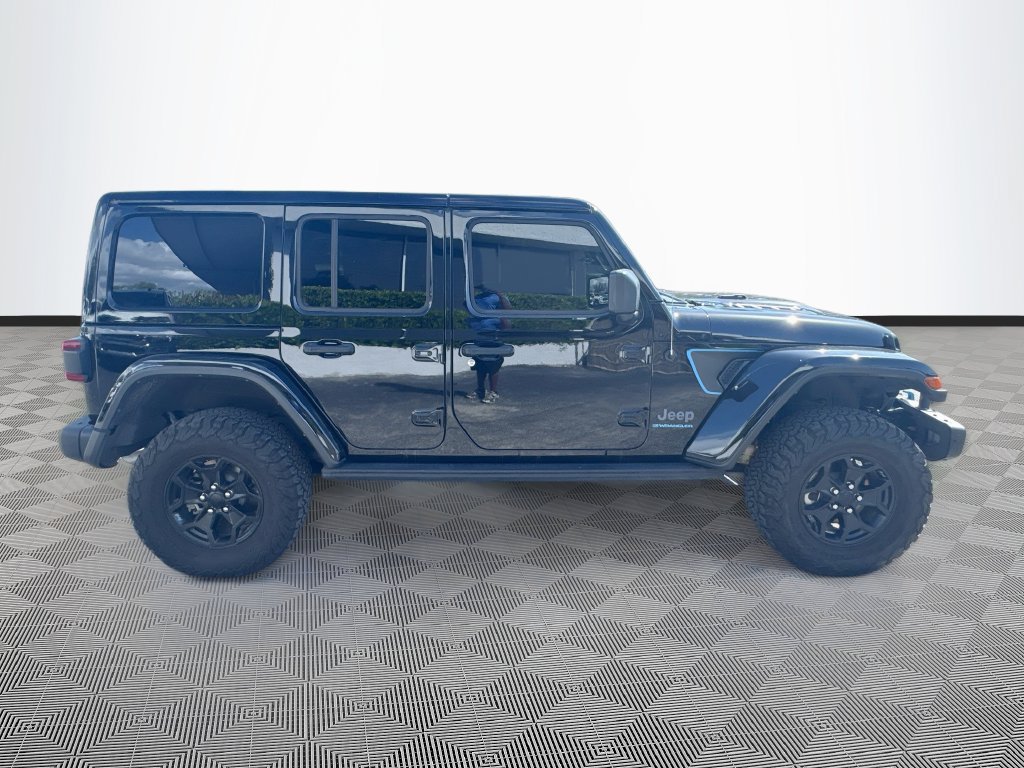 Used 2023 Jeep Wrangler Unlimited Rubicon 4xe AWD/4WD image 5