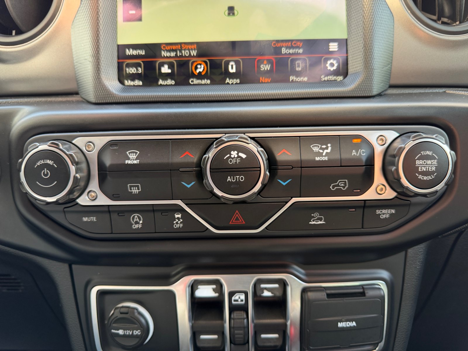 Used 2021 Jeep Wrangler Unlimited Sport w/ Sun And Sound Package AWD/4WD image 14