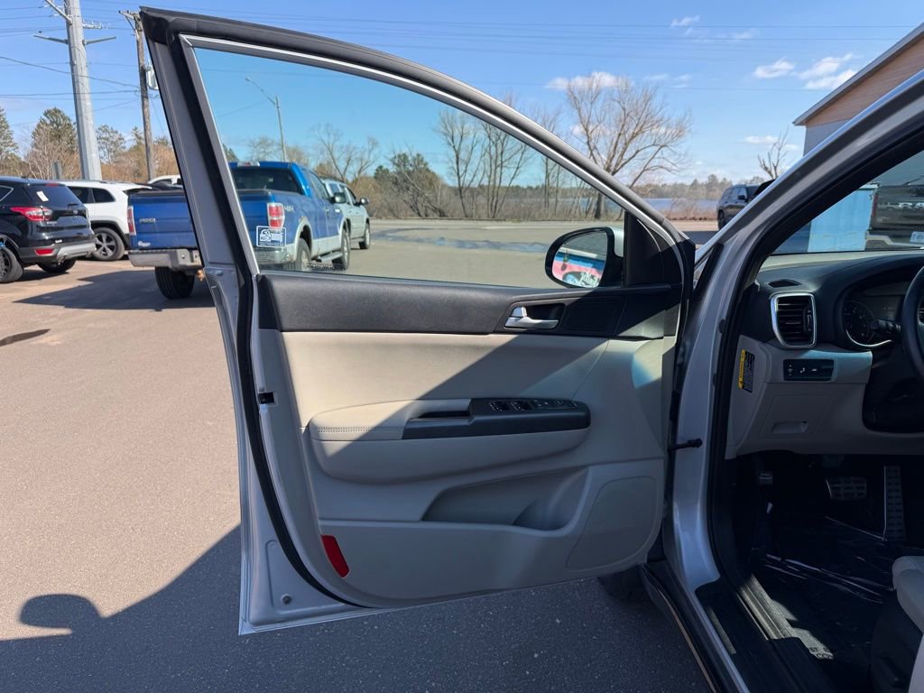 Used 2022 Kia Sportage Nightfall Edition image 13