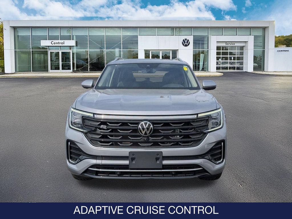 Used 2025 Volkswagen Atlas SEL Premium R-Line AWD/4WD image 2