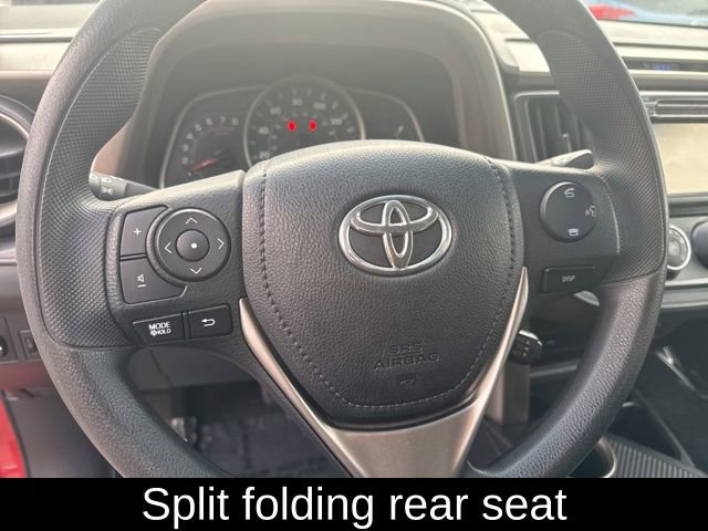 Used 2015 Toyota RAV4 LE AWD/4WD image 18