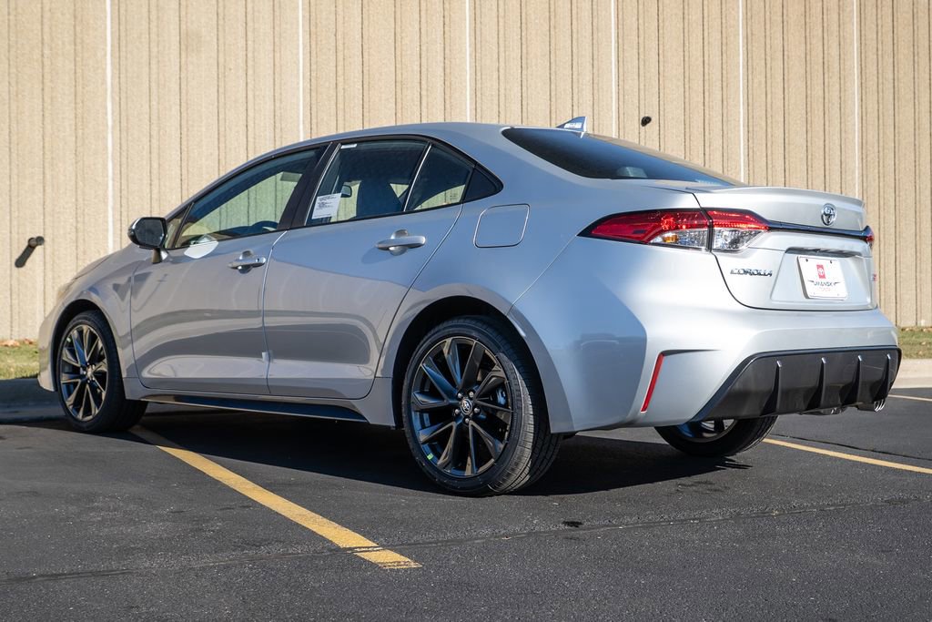 New 2026 Toyota Corolla SE w/ SE Package image 7