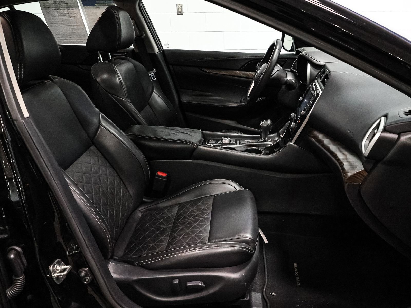 Used 2018 Nissan Maxima Platinum FWD image 21