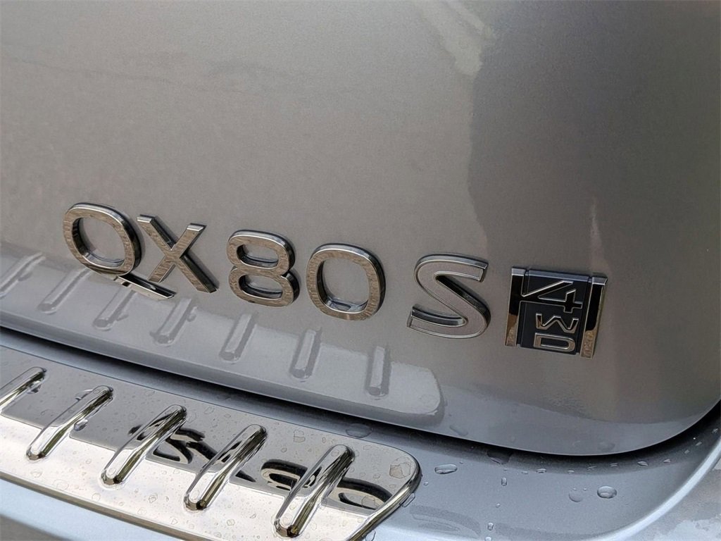 New 2026 INFINITI QX80 4WD w/ Sport Exterior Package image 11