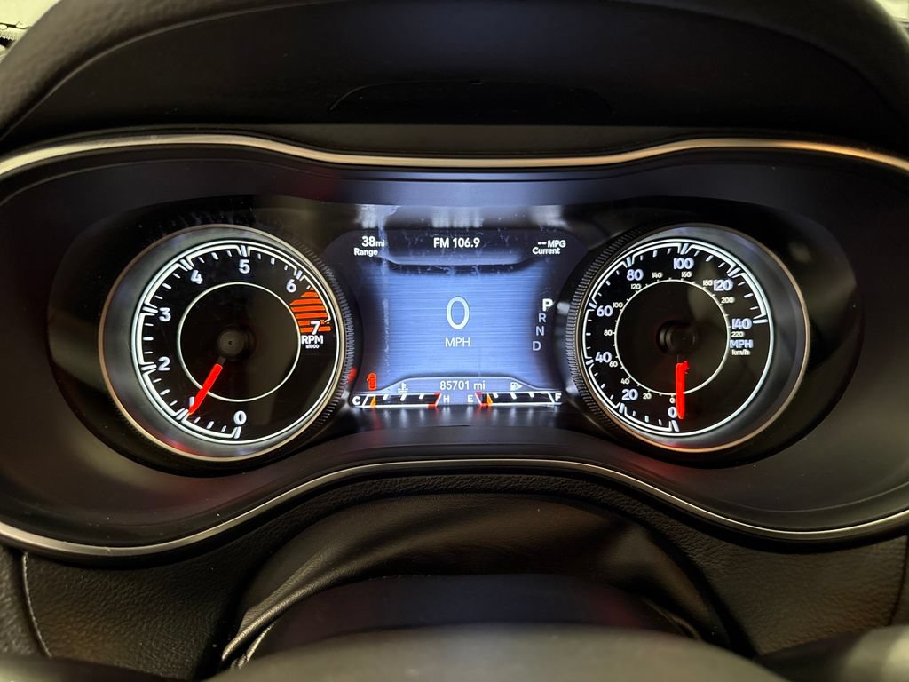 Used 2020 Jeep Cherokee Limited FWD image 6