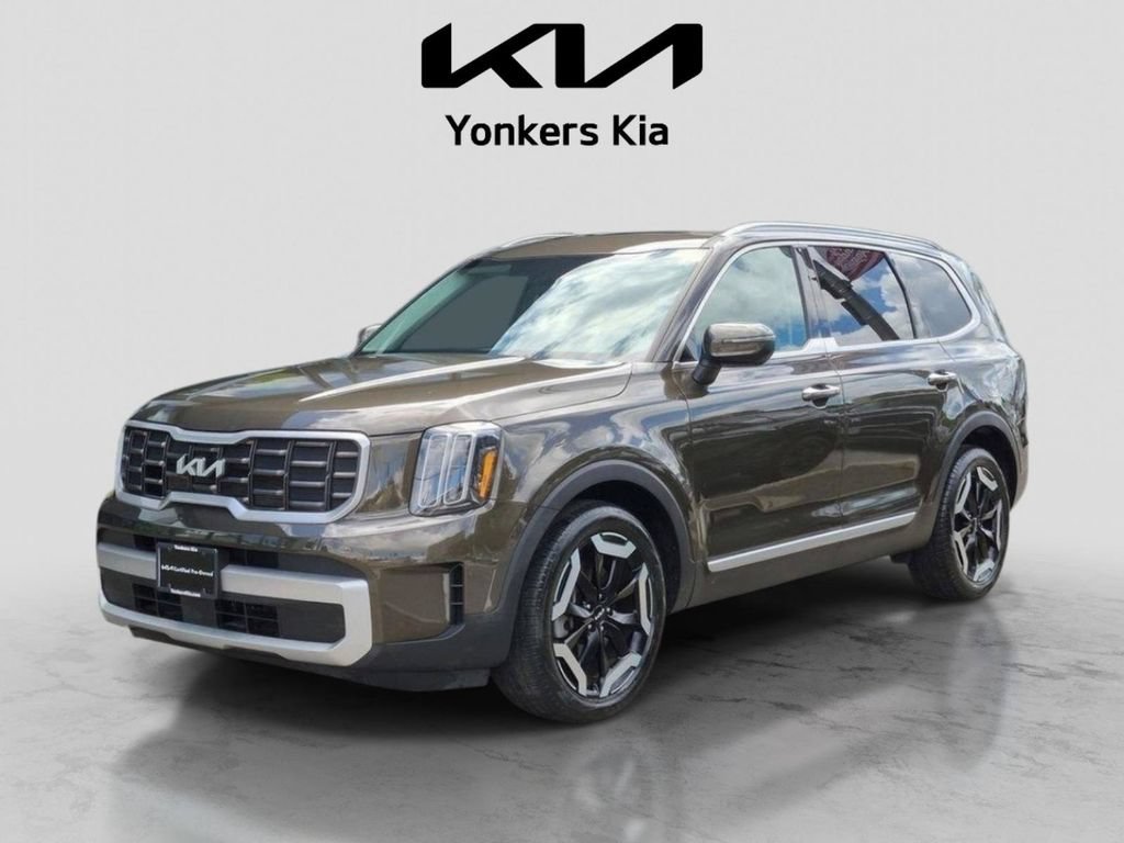 Used 2024 Kia Telluride S w/ S Sunroof Package