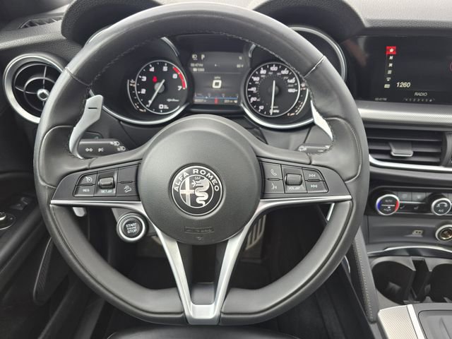 Used 2019 Alfa Romeo Stelvio Ti Sport w/ Quick Order Package 22S Sport AWD/4WD image 28